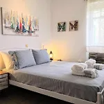 بيت للعطل Zenios Andros-cycladic House Overlooking Bay *
