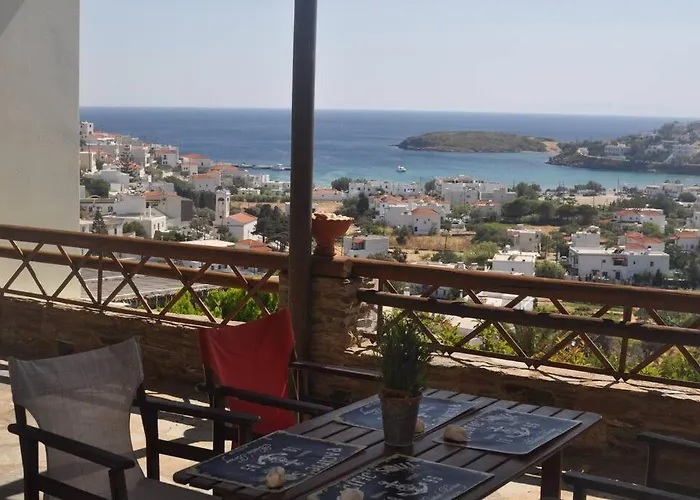 Vakantiehuis Zenios Andros-cycladic House Overlooking Bay Mpatsi