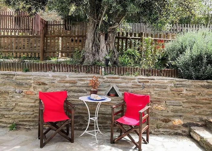 Zenios Andros-cycladic House Overlooking Bay *