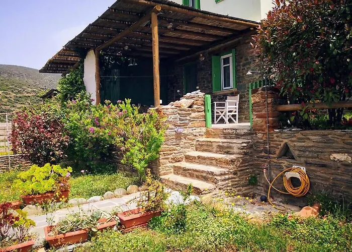 Vakantiehuis Zenios Andros-cycladic House Overlooking Bay