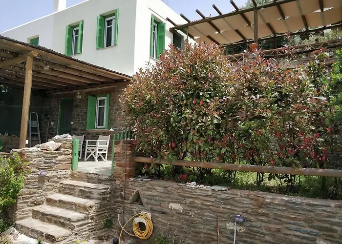 Zenios Andros-cycladic House Overlooking Bay Vakantiehuis