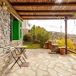 Zenios Andros-cycladic House Overlooking Bay *