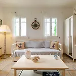 Zenios Andros-cycladic House Overlooking Bay *