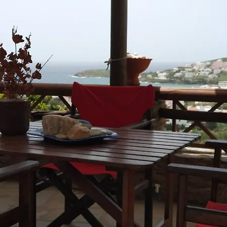 別荘 Zenios Andros-cycladic House Overlooking Bay *