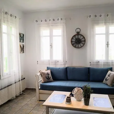 Ferienhaus Zenios Andros-cycladic House Overlooking Bay *