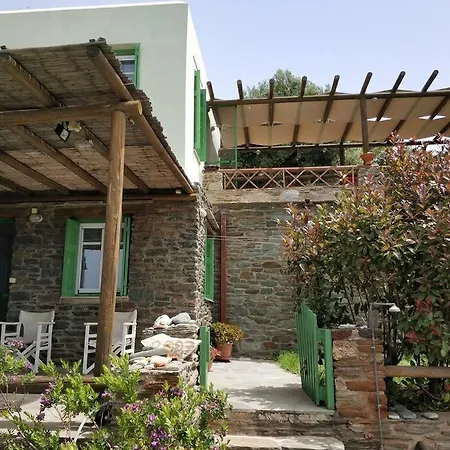 Zenios Andros-cycladic House Overlooking Bay Ferienhaus *