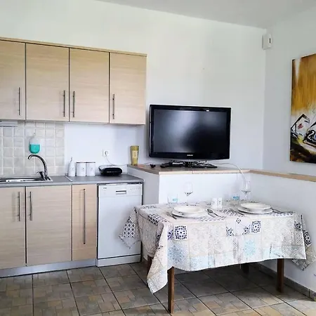 Dom wakacyjny Zenios Andros-cycladic House Overlooking Bay *