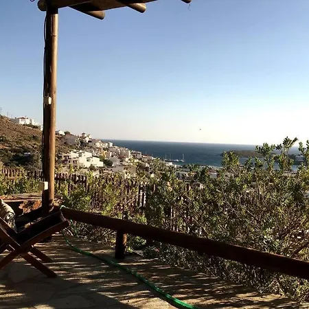 Zenios Andros-cycladic House Overlooking Bay * באטסי