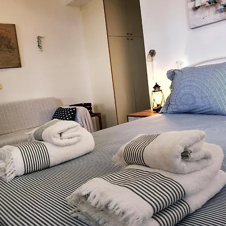 Zenios Andros-cycladic House Overlooking Bay Feriehus Mpatsi